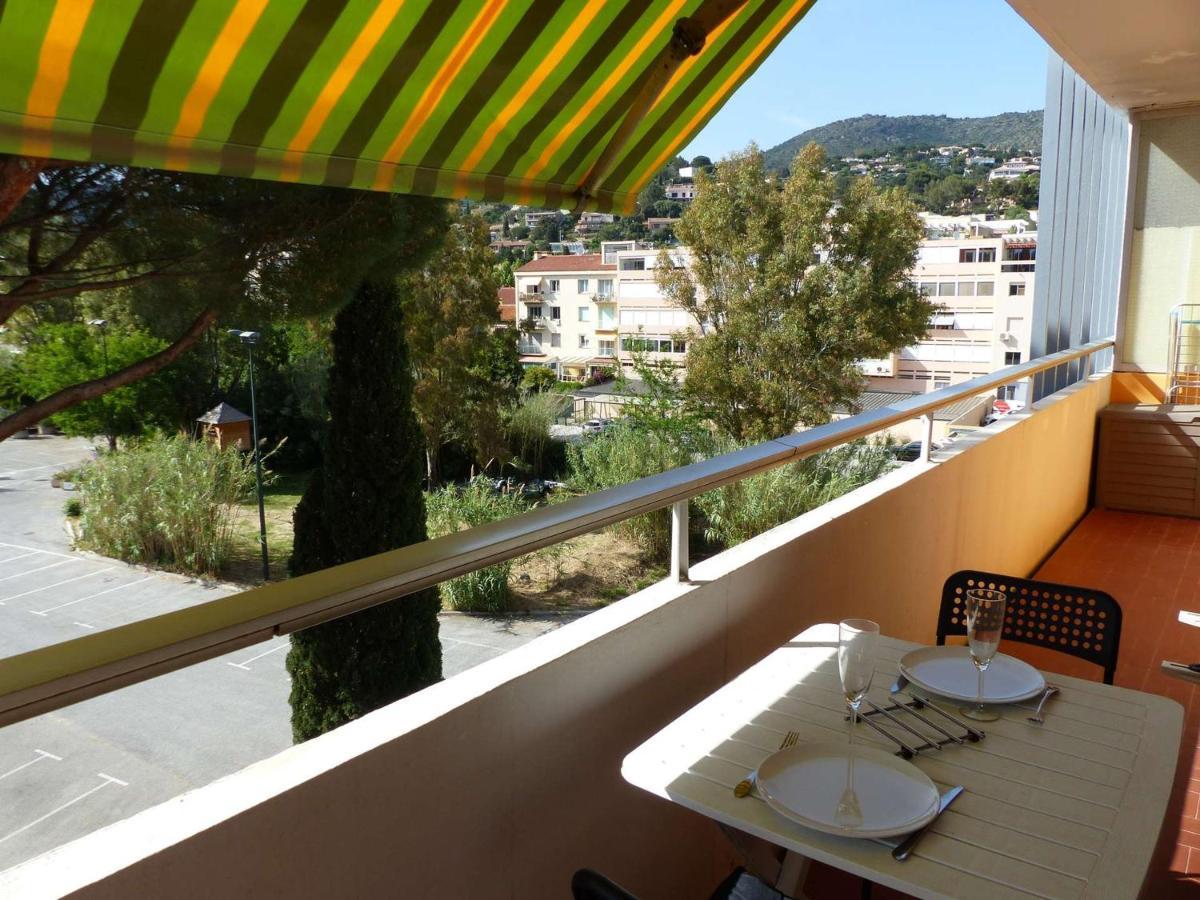 Charmant Studio Climatise Avec Balcon A 50M De La Plage - Le Lavandou Centre-Ville - Fr-1-308-110 Exterior foto